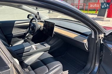 Седан Tesla Model 3 2022 в Виннице