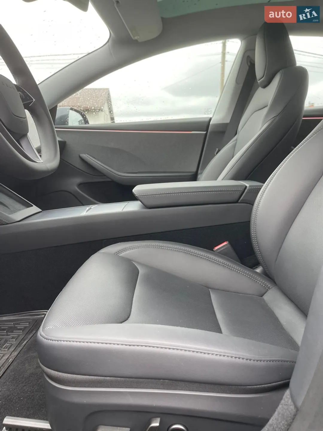 2025 Tesla Model 3 - мініатюра 20