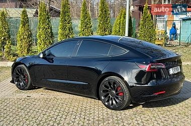 Седан Tesla Model 3 2023 в Харкові