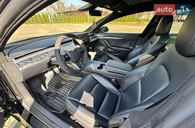 Седан Tesla Model 3 2023 в Харкові