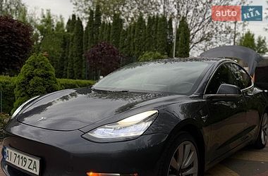 Седан Tesla Model 3 2018 в Броварах