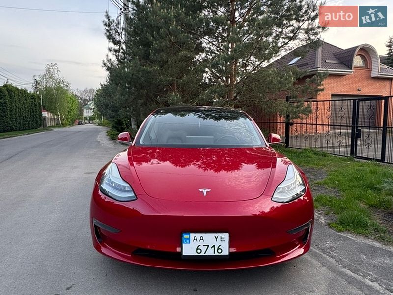 Седан Tesla Model 3 2018 в Киеве фото 9 Седан Tesla Model 3 2018 в Киеве
