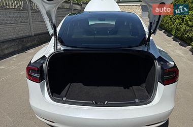 Седан Tesla Model 3 2021 в Ивано-Франковске
