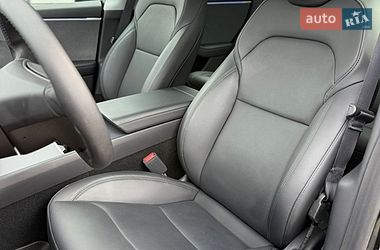 Седан Tesla Model 3 2025 в Луцьку