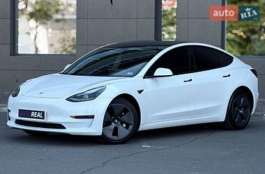 Седан Tesla Model 3 2022 в Кривому Розі