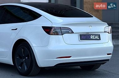 Седан Tesla Model 3 2022 в Кривому Розі