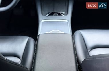 Седан Tesla Model 3 2022 в Кривому Розі