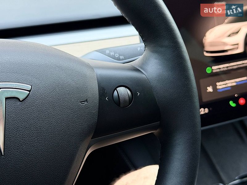 Седан Tesla Model 3 2022 в Кривому Розі