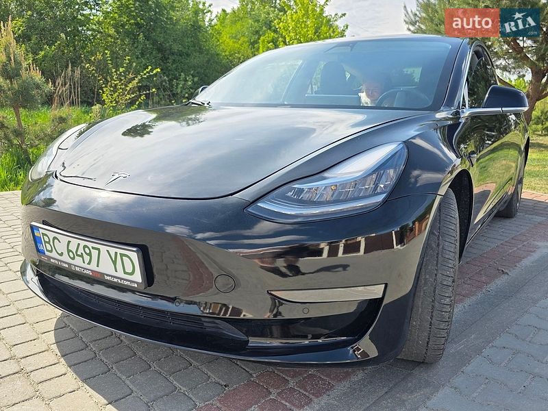 Tesla Model 3 2018