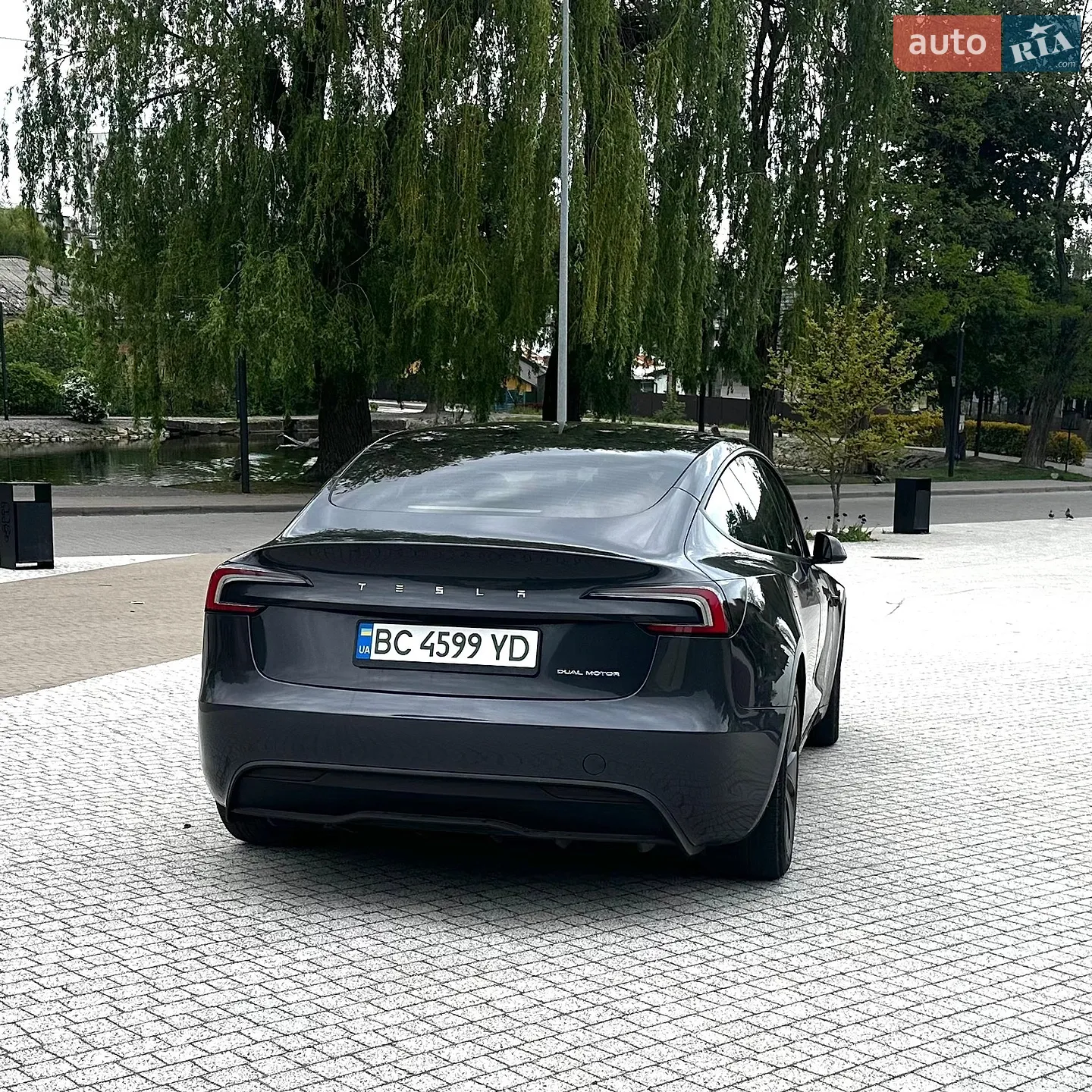 2025 Tesla Model 3 - мініатюра 5