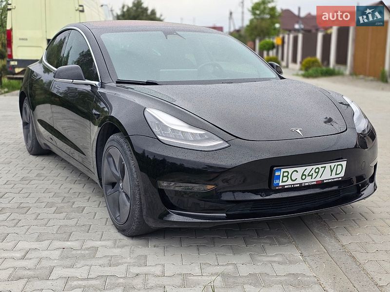 Tesla Model 3 2018