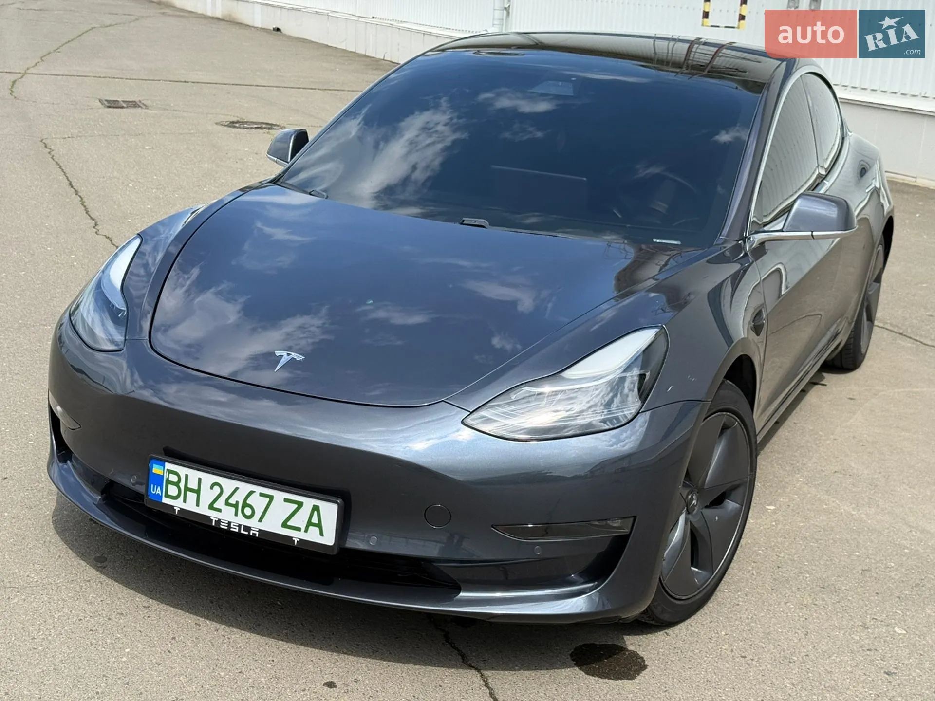 2020 Tesla Model 3 - фото 1