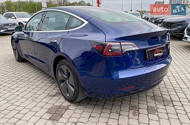 Седан Tesla Model 3 2018 в Львові