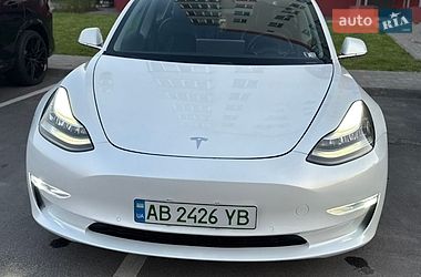 Седан Tesla Model 3 2020 в Виннице