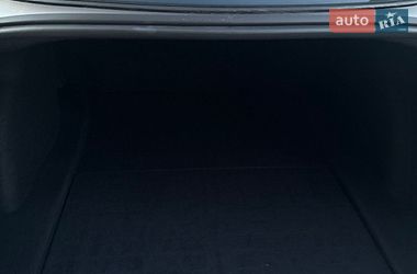 Седан Tesla Model 3 2020 в Виннице