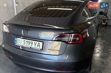 Седан Tesla Model 3 2022 в Полтаве