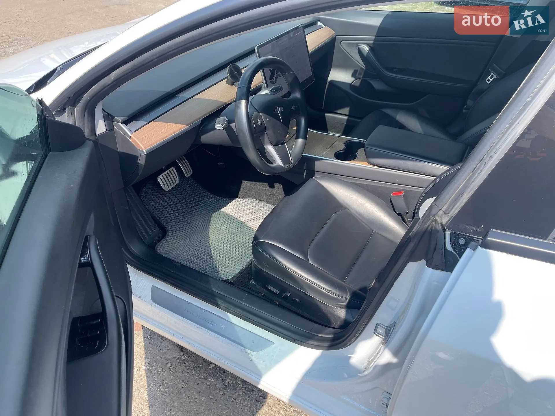 2018 Tesla Model 3 - мініатюра 4