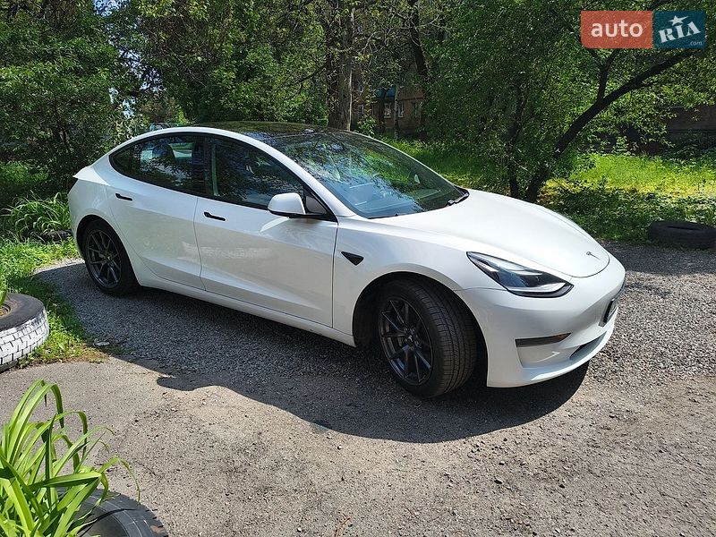 Седан Tesla Model 3 2021 в Черкассах фото 4 Седан Tesla Model 3 2021 в Черкассах