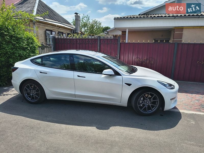 Седан Tesla Model 3 2021 в Черкассах фото 19 Седан Tesla Model 3 2021 в Черкассах