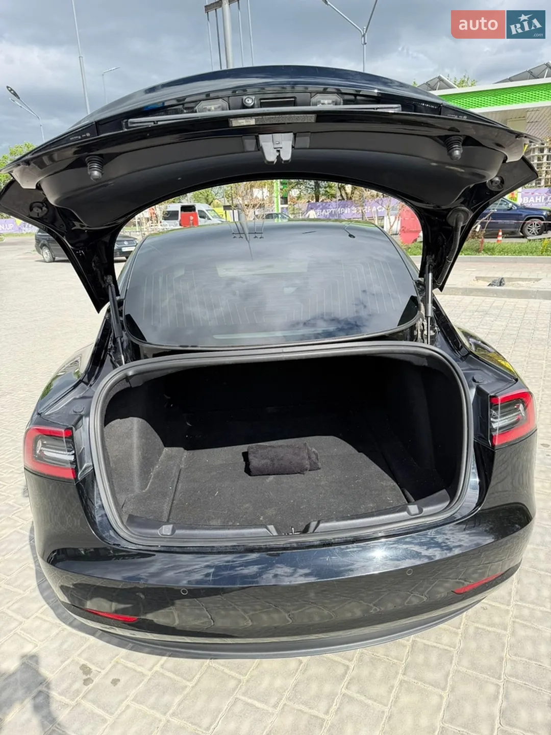 2020 Tesla Model 3 - мініатюра 26