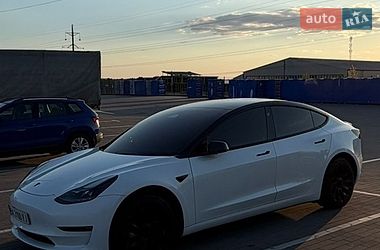 Седан Tesla Model 3 2022 в Вінниці