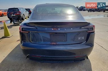 Седан Tesla Model 3 2024 в Запорожье