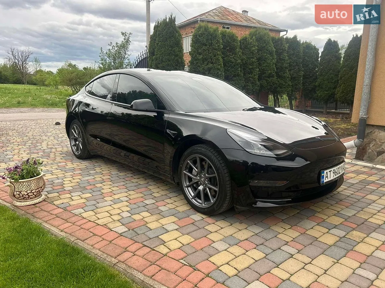 2024 Tesla Model Y - мініатюра 12