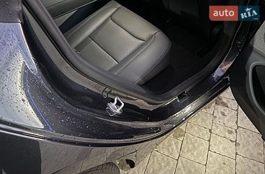 Седан Tesla Model 3 2024 в Львове