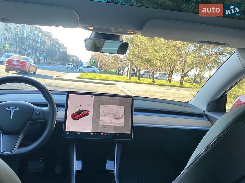 Седан Tesla Model 3 2019 в Днепре