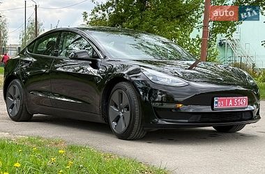 Седан Tesla Model 3 2023 в Киеве