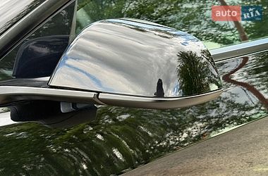 Седан Tesla Model 3 2023 в Киеве