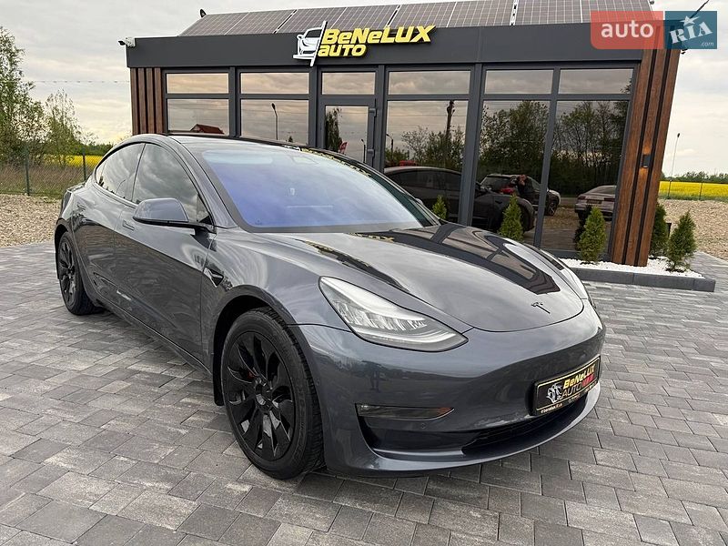 Седан Tesla Model 3 2020 в Коломые фото 3 Седан Tesla Model 3 2020 в Коломые