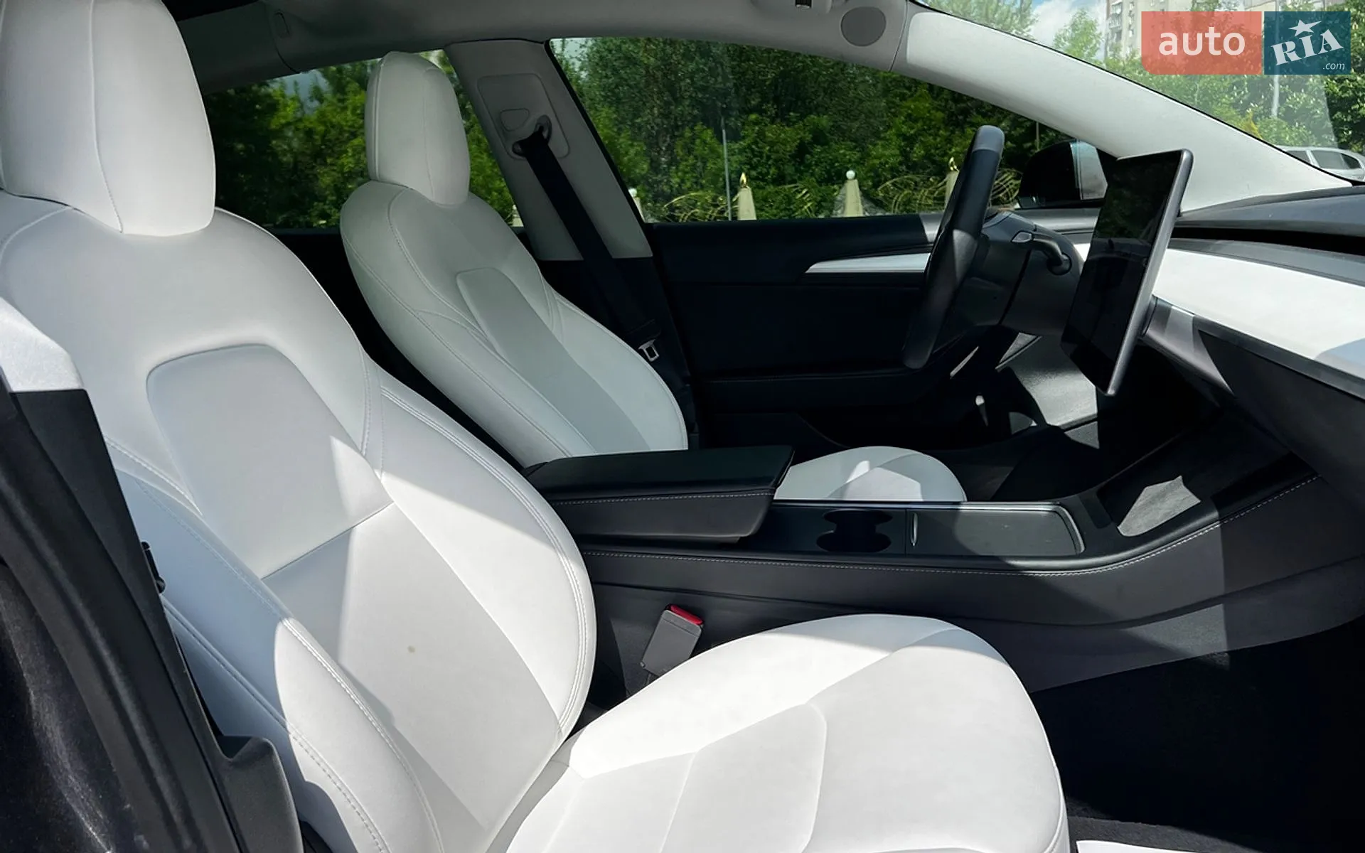 2022 Tesla Model 3 - мініатюра 15