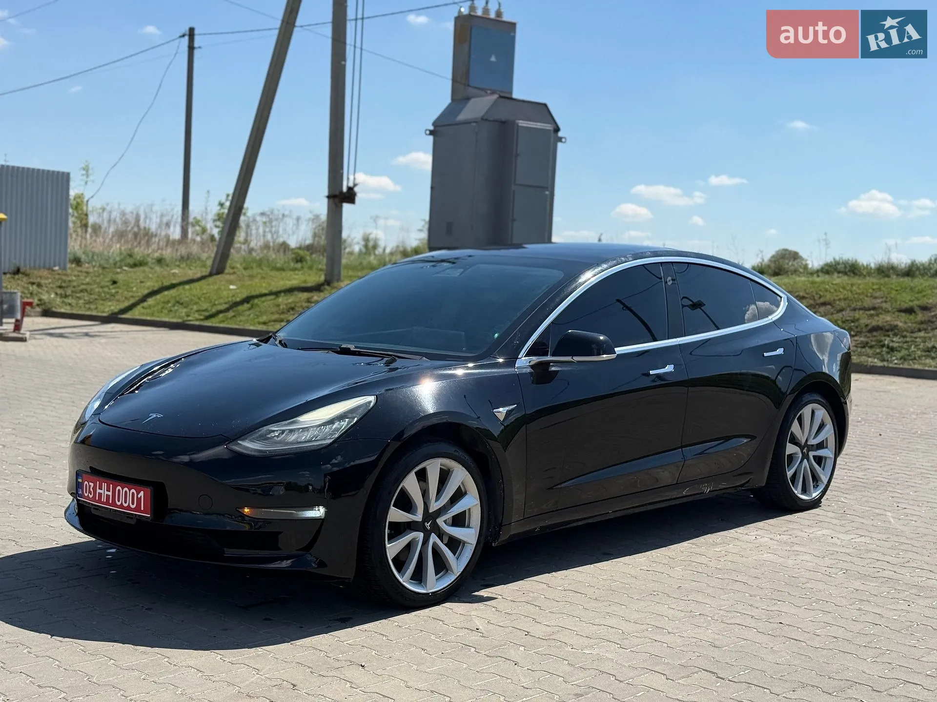 2019 Tesla Model 3 - фото 1