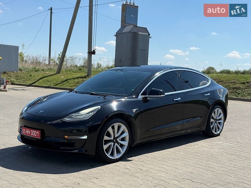 Tesla Model 3 2019