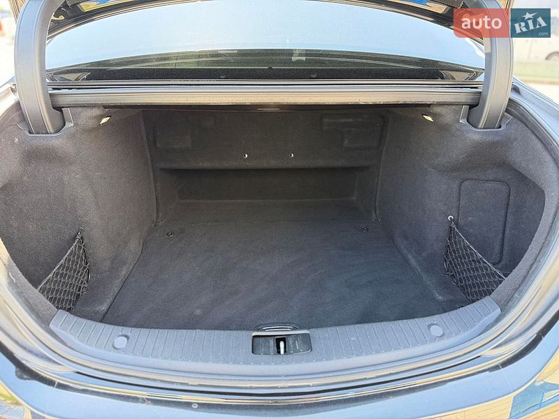 Седан Tesla Model 3 2022 в Броварах
