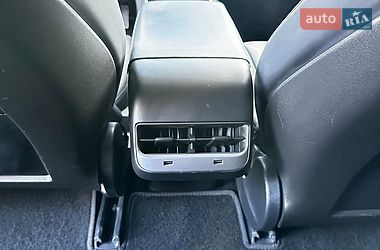 Седан Tesla Model 3 2018 в Луцке