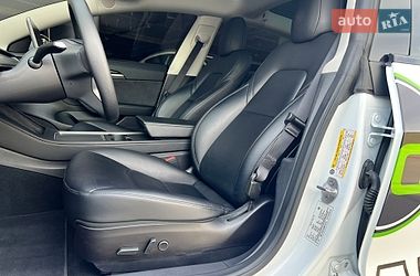 Седан Tesla Model 3 2022 в Киеве
