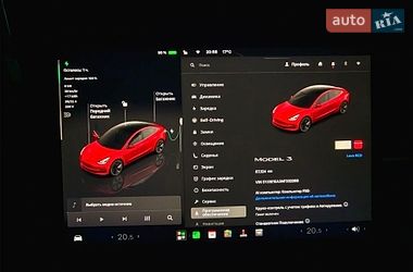 Седан Tesla Model 3 2022 в Вишгороді