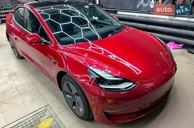 Седан Tesla Model 3 2022 в Вишгороді