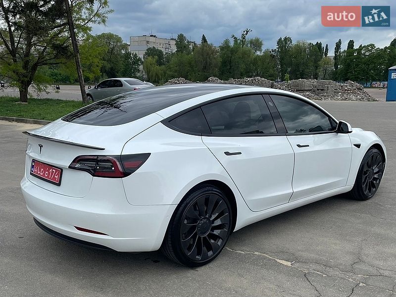 Седан Tesla Model 3 2021 в Харькове