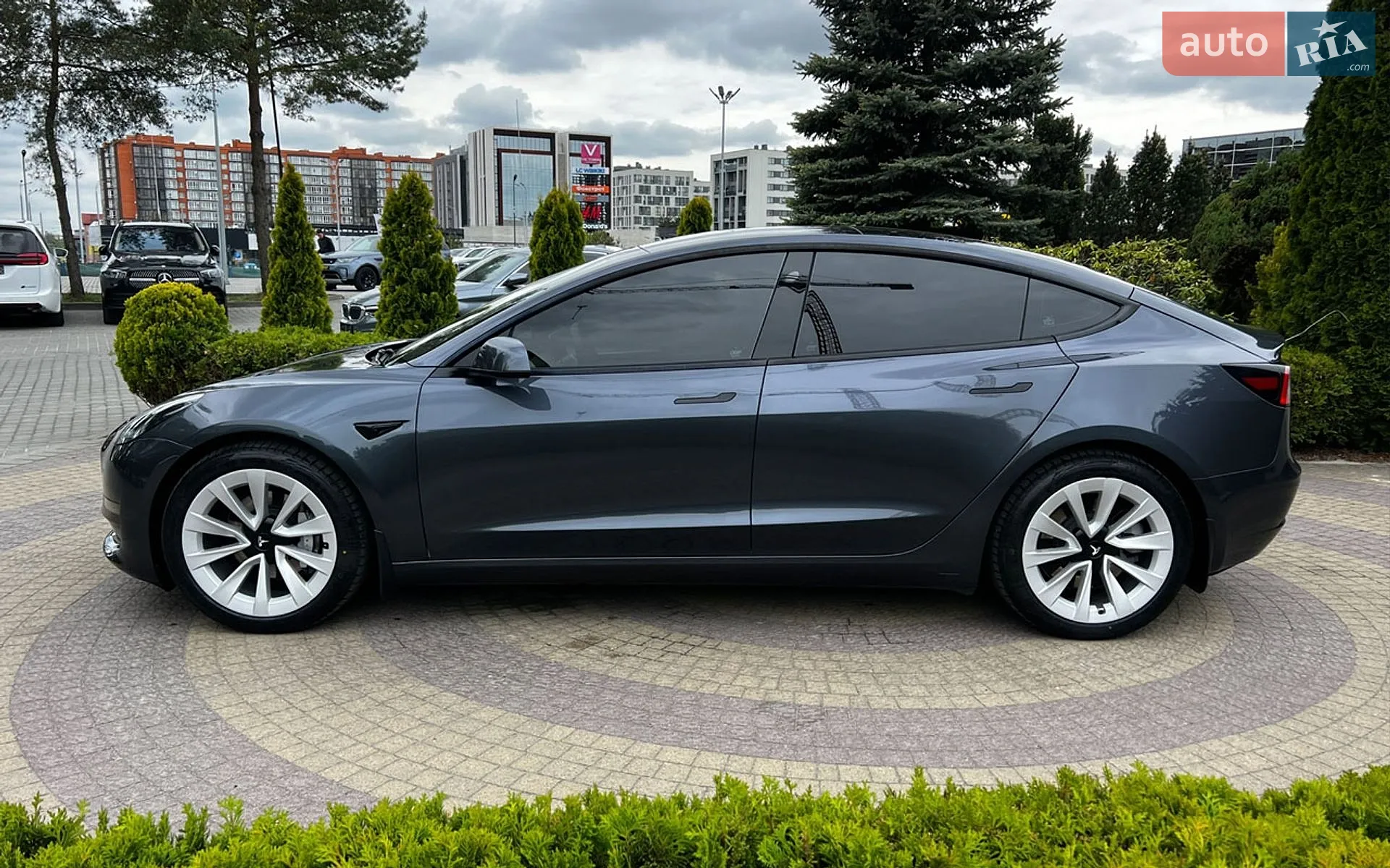 2023 Tesla Model 3 - мініатюра 4