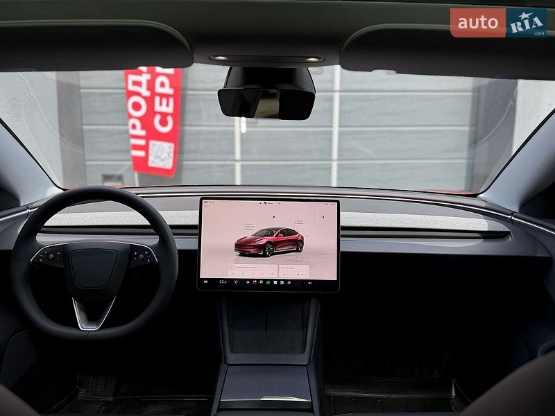 Седан Tesla Model 3 2024 в Києві