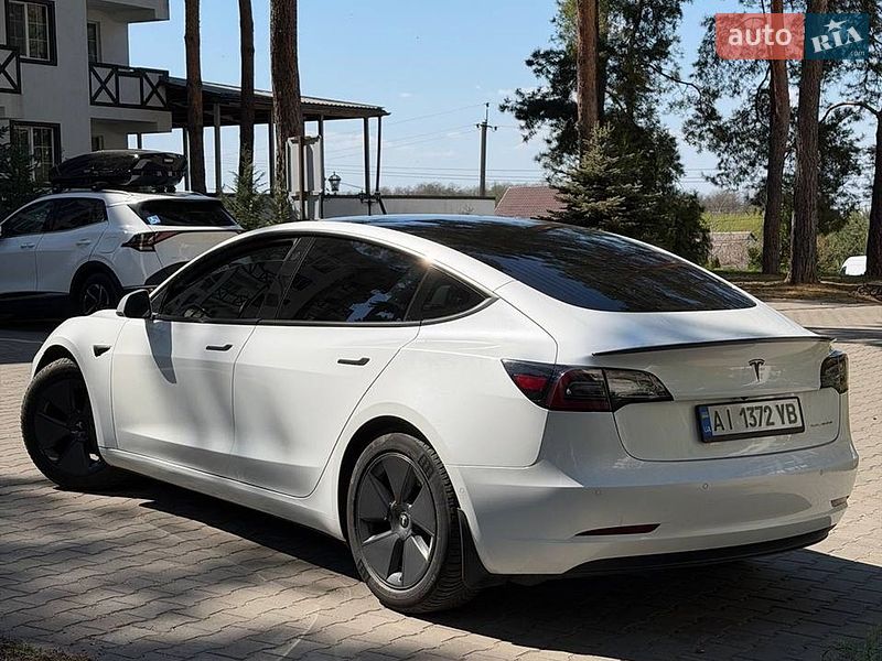 Седан Tesla Model 3 2019 в Киеве фото 4 Седан Tesla Model 3 2019 в Киеве