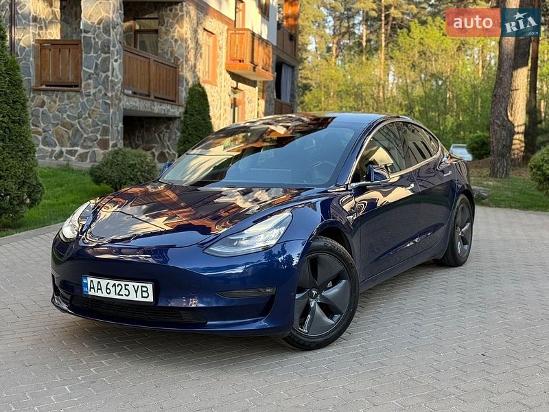 Tesla Model 3 2019
