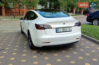 Седан Tesla Model 3 2021 в Полтаве