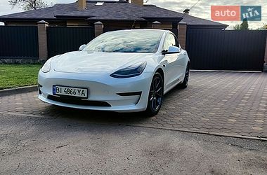 Седан Tesla Model 3 2021 в Полтаве