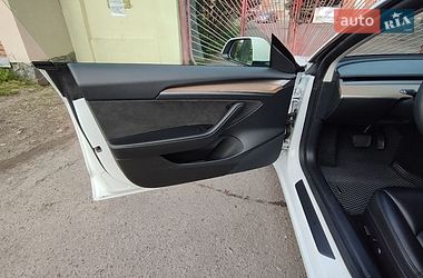 Седан Tesla Model 3 2021 в Полтаве