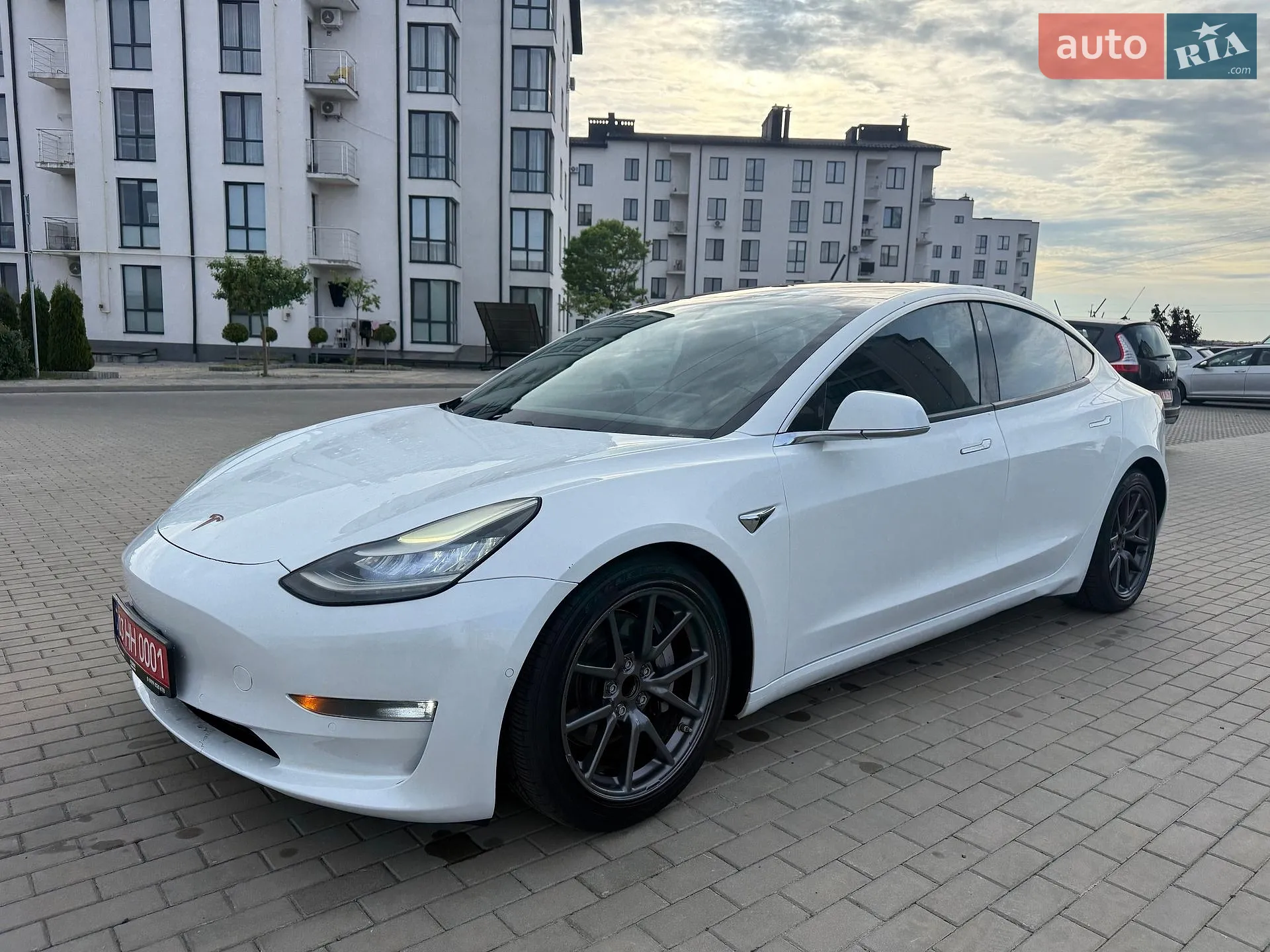 2018 Tesla Model 3 - мініатюра 10