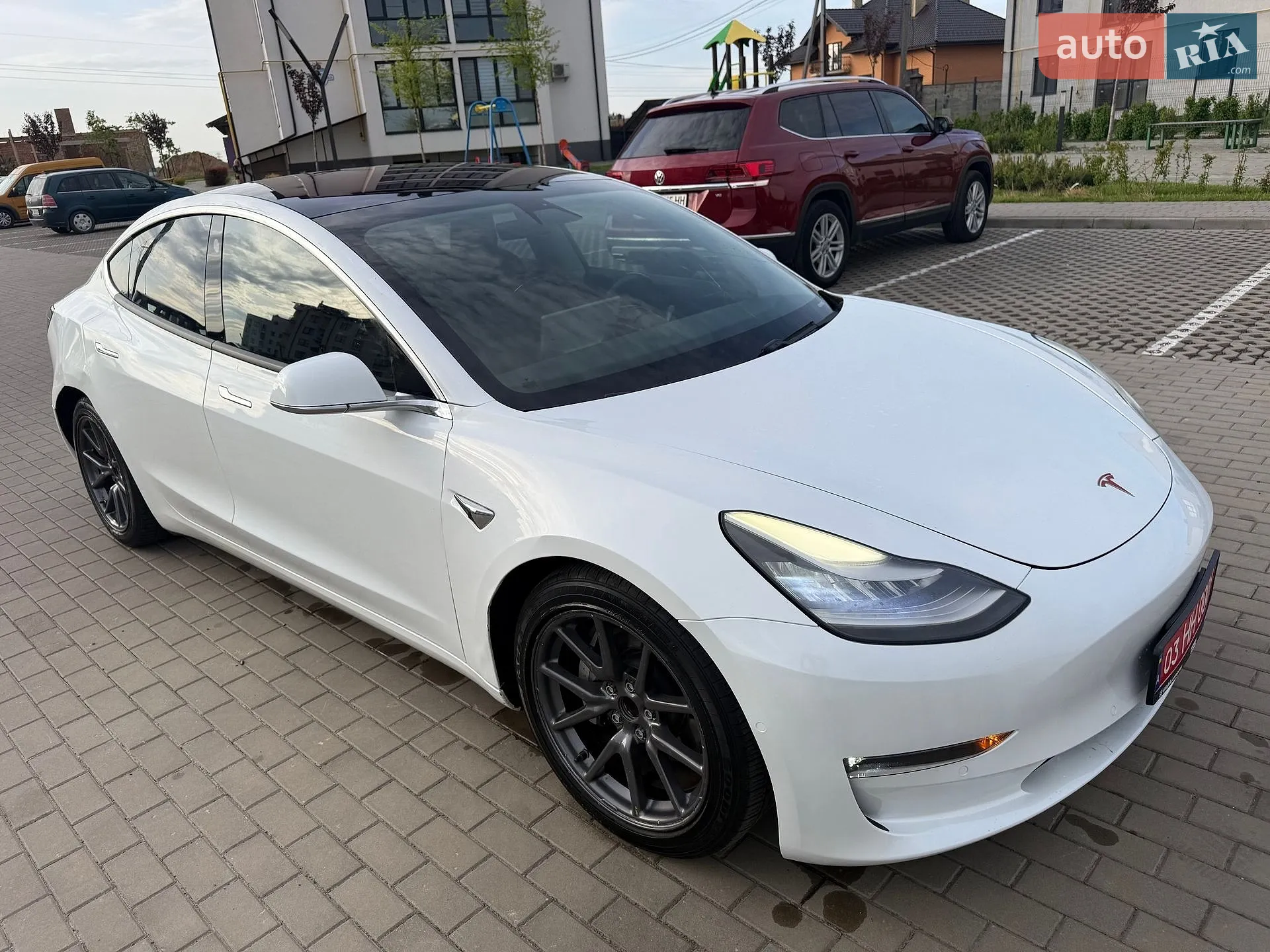 2018 Tesla Model 3 - мініатюра 14